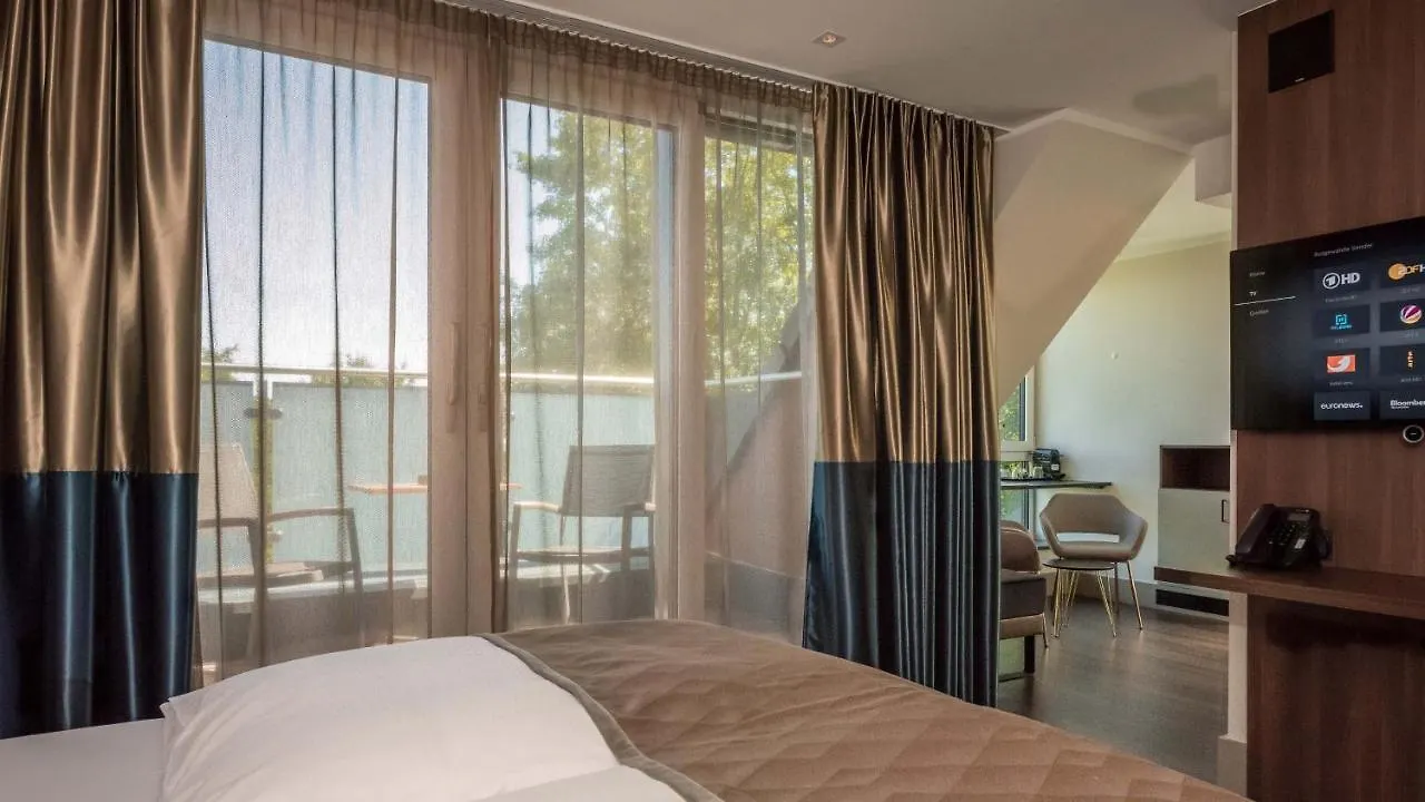 Innspire Hotel München 4*,