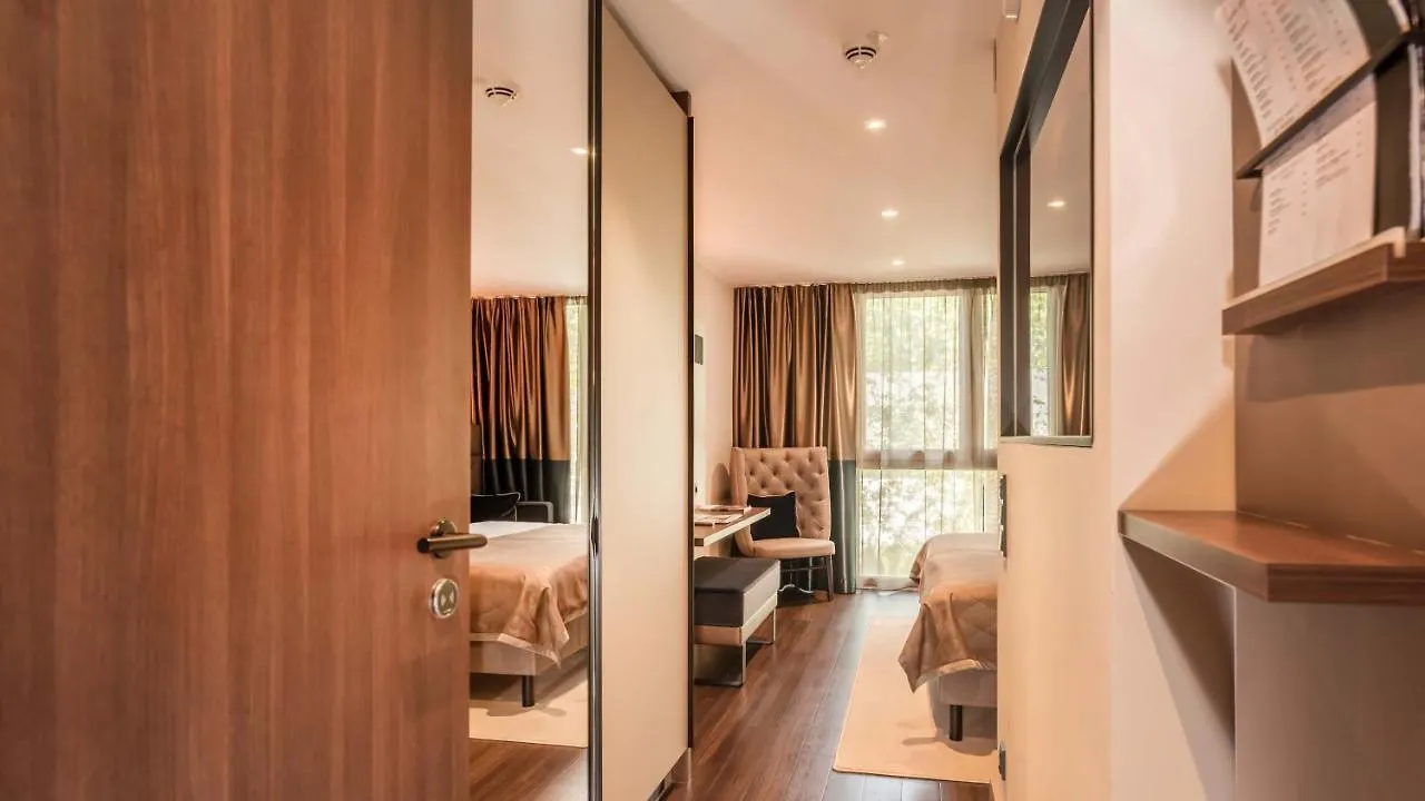 Innspire Hotel München 4*,