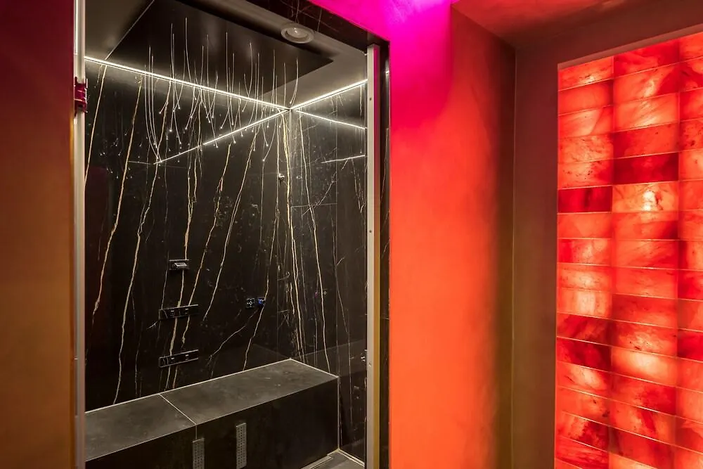 Innspire Hotel Munique 4*,